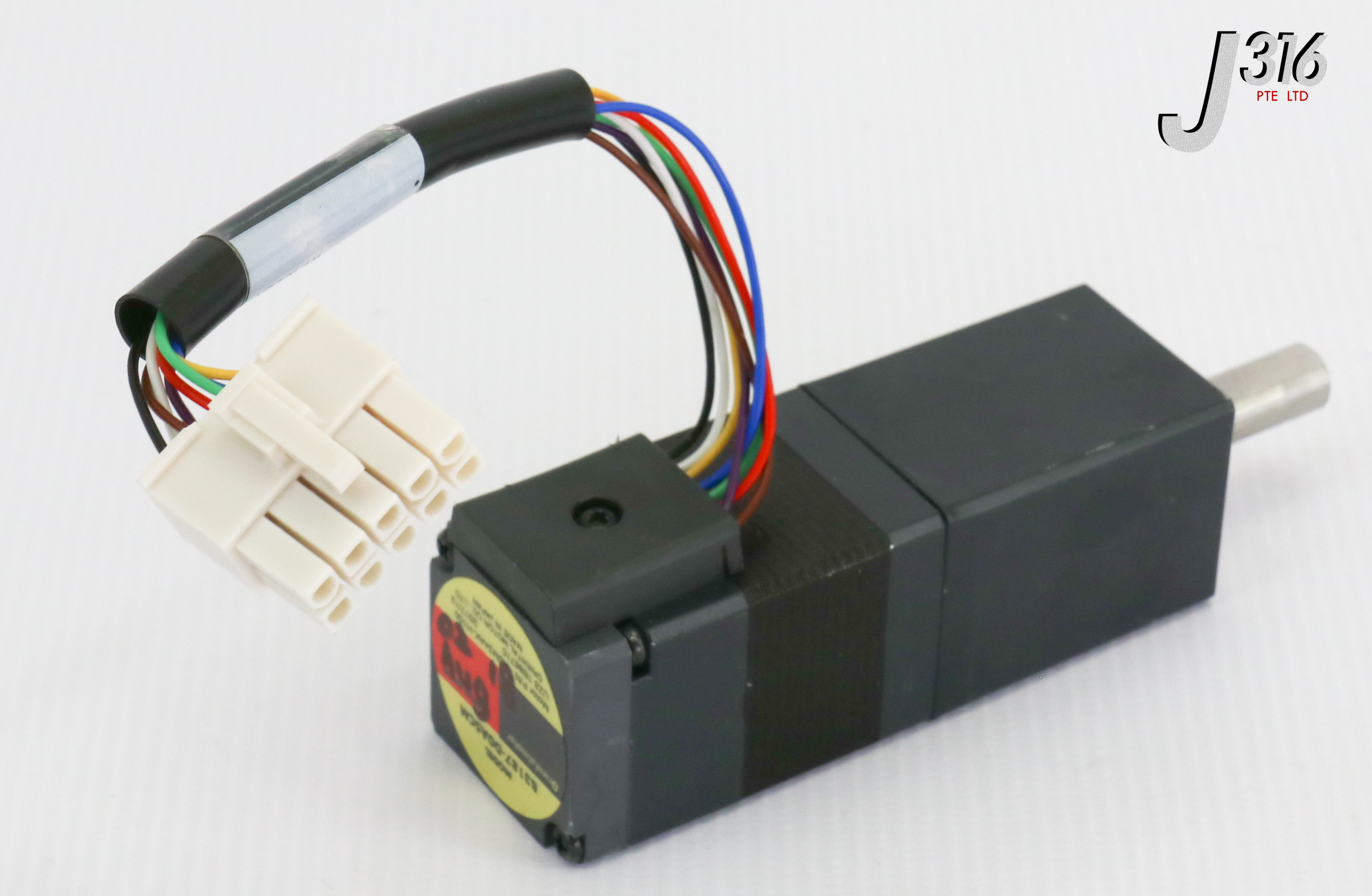 18581 ORIENTAL MOTOR STEPPING MOTOR, PN: ASM34AK-H100 B3187-D0ASCM